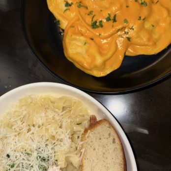Sette Pasta House - Lobster Ravioli and Chicken Fettuccine Alfredo - Italian Near Me - Granite Bay, California