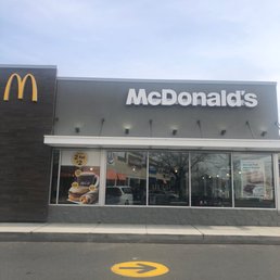 Exterior photo of McDonald's - Plainville, Connecticut Exterior photo of McDonald's - Plainville, Connecticut