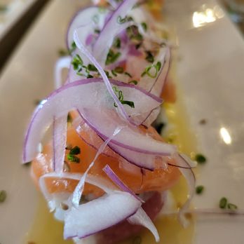 Boto Sushi Del Mar - a plate of food - Sushi Bars Near Me - Del Mar, California