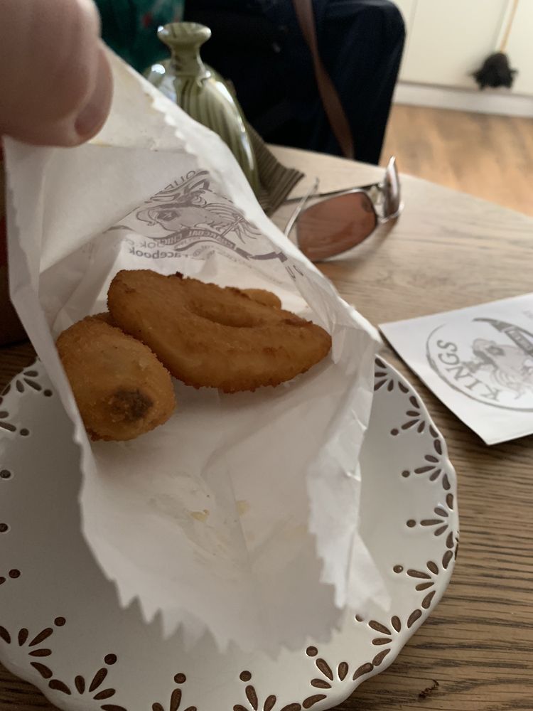 KING CHARCOAL CHICKENS TAKEAWAY Updated March 2024 114 Queen St