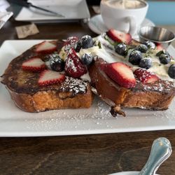 Cafe Parisian - French toast