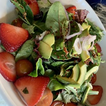 Oceans 234 - Strawberry Avocado Salad - New American Near Me - Deerfield Beach, Florida