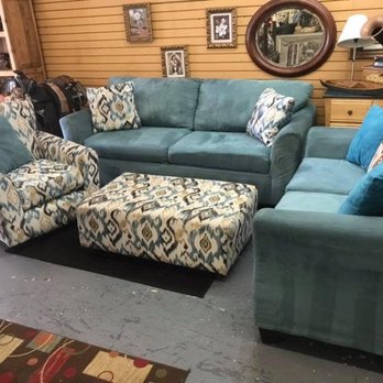 Dawn's Deals - Living room set - Thrift Stores Near Me - Indianapolis, Indiana Dawn's Deals - Living room set - Thrift Stores Near Me - Indianapolis, Indiana
