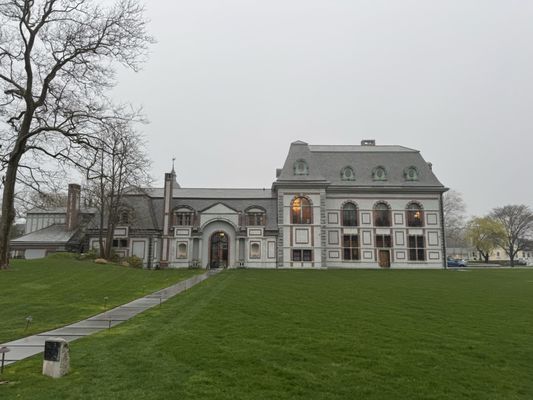 Belcourt of Newport by null