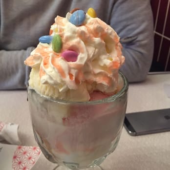 Eddie Rocket's - Diners Near Me - Dublin, D