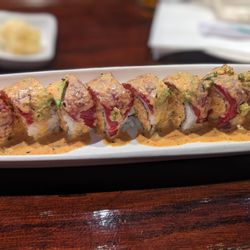 Ari Sushi - Se7en Sensation...Amazing. Best roll if you like spicy.