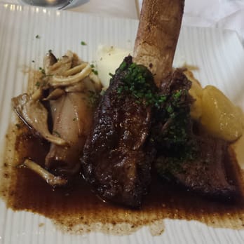 Sleepy Hollow Restaurant - Beef shank, melt in the mouth - British Near Me - Newtownabbey, BFS