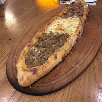 Faros Kebap - Best Kababs and Turkish Pizza, great taste and very good service. Don't forget to order the Katmer for dessert - Kebab Near Me - Istanbul, 34