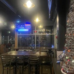 Beerhead Bar & Eatery
