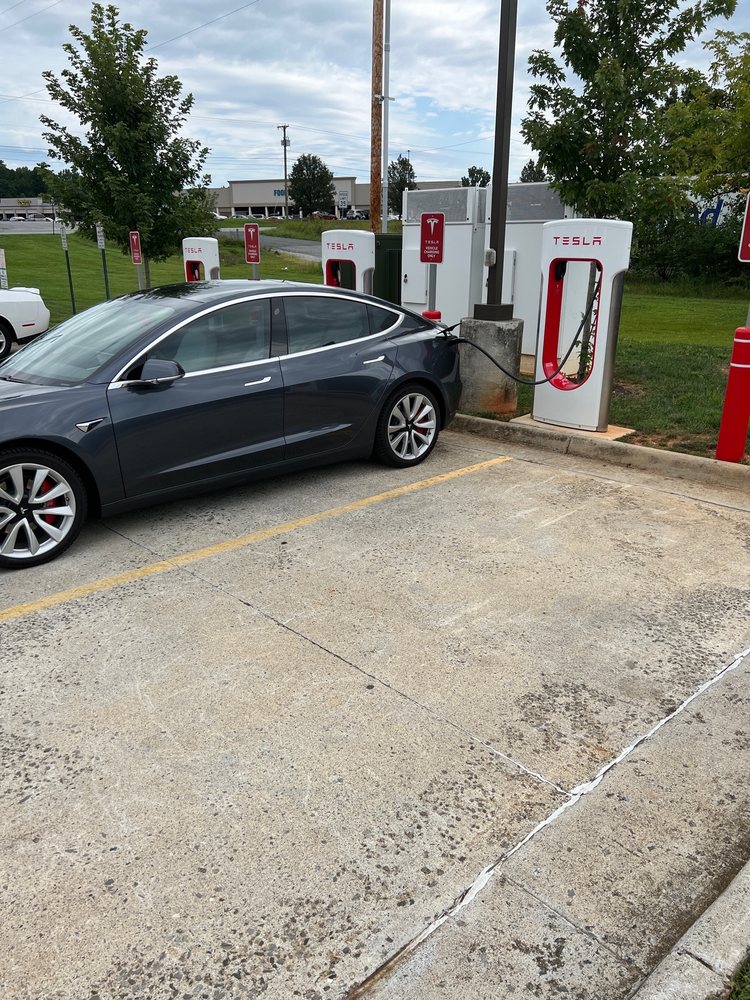TESLA SUPERCHARGER Updated June 2024 14480 Wards Rd, Lynchburg