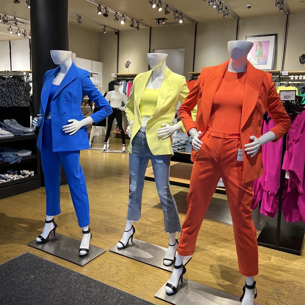 Dolphin Mall (@dolphinmall) • Instagram photos and videos, image size:1000x1000