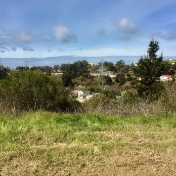 Stewart Draw Park - Freeway/Shopping center view - Parks Near Me - Pinole, California Stewart Draw Park - Freeway/Shopping center view - Parks Near Me - Pinole, California