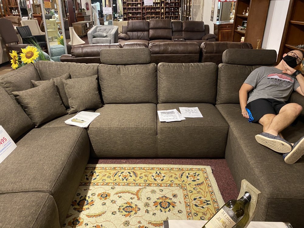 UNITED FURNITURE Updated October 2024 16 Photos Bahnstr. 8