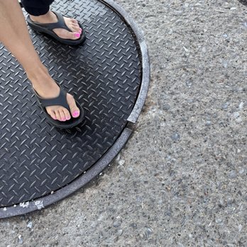 Love's Travel Stop - Broken gas man hole cover caught my shoe cause a fall. - Convenience Stores Near Me - Gallup, New Mexico