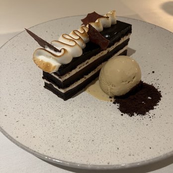 Bludorn - Chocolate cake - New American Near Me - Houston, Texas Bludorn - Chocolate cake - New American Near Me - Houston, Texas