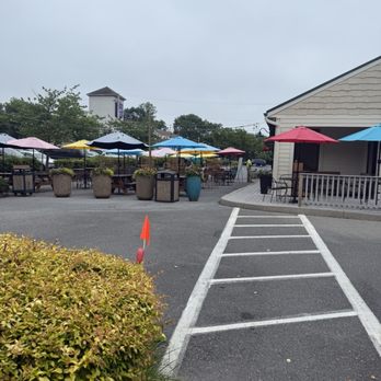 Scoops Ice Cream & Grille - Ice Cream & Frozen Yogurt Near Me - Mountville, Pennsylvania