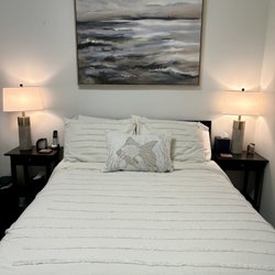 Labor of Love Birth Center - Cove Birthing Suite