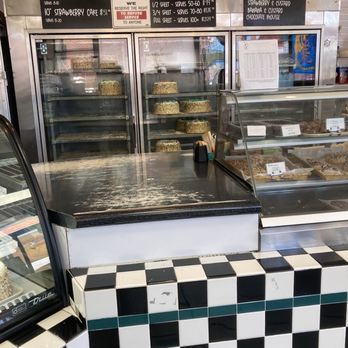 Phoenix Bakery - Cakes - Bakeries Near Me - Los Angeles, California
