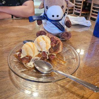 Maverick's Grille - Bourbon pecan pie!!! - Bars Near Me - Granby, Colorado