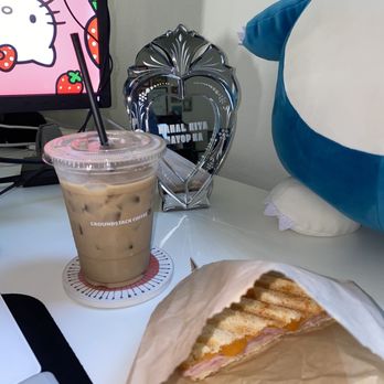 Groundstack Coffee - iced hammered & (half of my) london eye panini (bc i inhaled the first half so fast) - Coffee & Tea Near Me - Stockton, California Groundstack Coffee - iced hammered & (half of my) london eye panini (bc i inhaled the first half so fast) - Coffee & Tea Near Me - Stockton, California