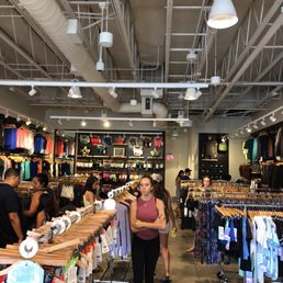 athletica outlet
