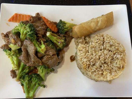 Moon Gate Asian Grill by null