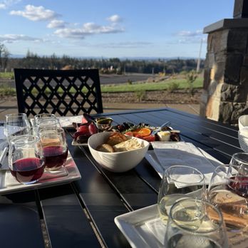 Silverback Estate Winery - Our flights - Wineries Near Me - Salem, Oregon