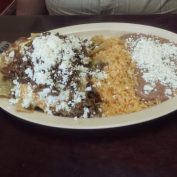 Las Chinampas - Chilaquiles con carne - Mexican Near Me - Whittier, California Las Chinampas - Chilaquiles con carne - Mexican Near Me - Whittier, California