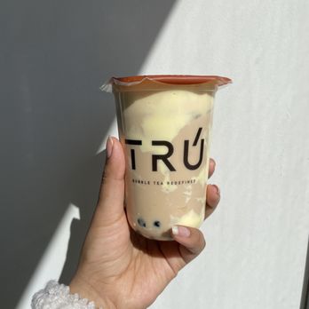 TRU TEA 初茶 - Creme de la creme - Bubble Tea Near Me - Toronto, Ontario