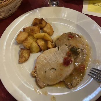 Da Meo Patacca - Pork with gravy and roasted potatoes - Italian Near Me - Rome, RM