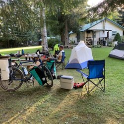 Cedar Rv Park & Car Wash - The owners even offered us chairs and a cooler for our beer!