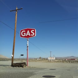 Four Seasons Smoke Shop And Gas - Middle of no where