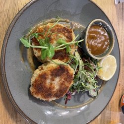Ship Inn - Crab cakes appetizer
