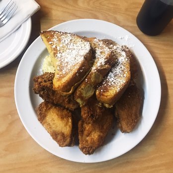 The Serving Spoon - French toast and fried chicken - Breakfast & Brunch Near Me - Inglewood, California The Serving Spoon - French toast and fried chicken - Breakfast & Brunch Near Me - Inglewood, California