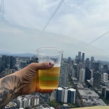 Space Needle - Cheers - Landmarks & Historical Buildings Near Me - Seattle, Washington Space Needle - Cheers - Landmarks & Historical Buildings Near Me - Seattle, Washington