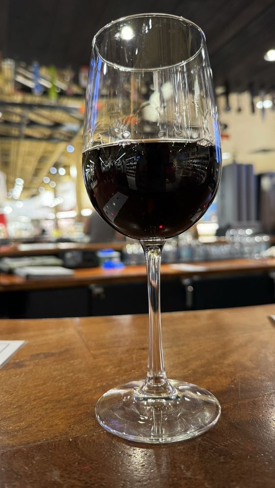 BAR LAMAR Updated October 2024 11 Photos & 11 Reviews 525 N Lamar