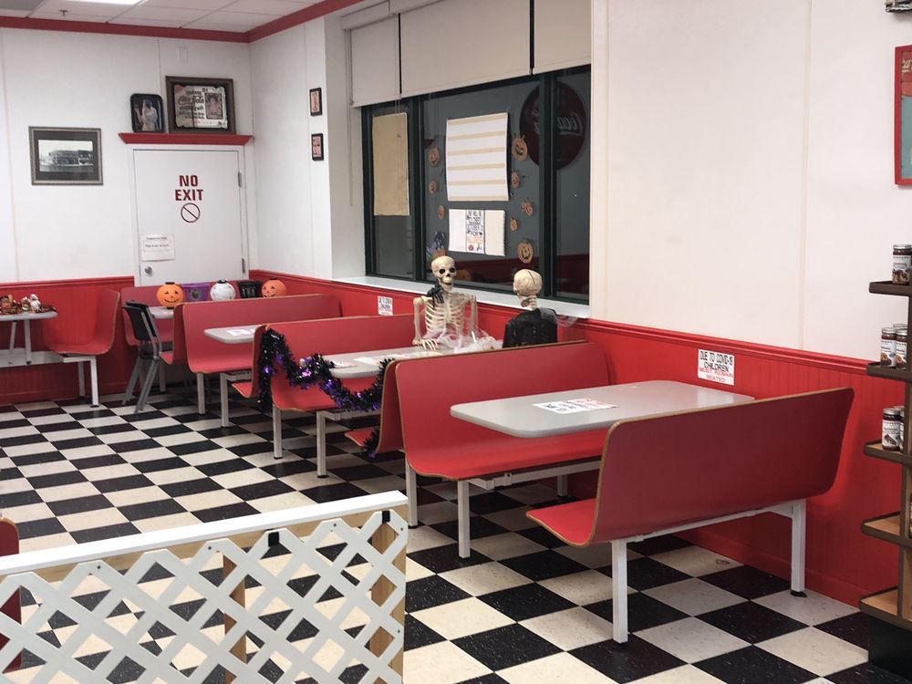 STROH’S ICE CREAM PARLOUR Updated August 2024 40 Photos & 43