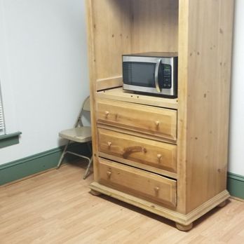 Park Motel - One microwave for the entire motel to share. - Hotels Near Me - Petersburg, West Virginia