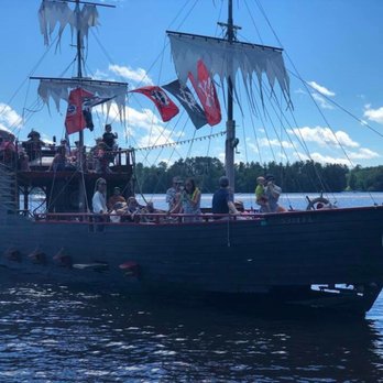 Pirates Hideaway - Boat Charters Near Me - Eagle River, Wisconsin