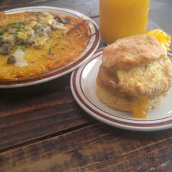 Pine State Biscuits - Breakfast & Brunch Near Me - Portland, Oregon