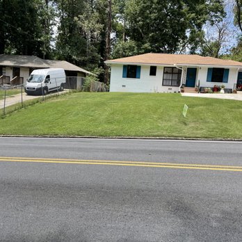Artiss Lawn Care - Lawn Services Near Me - Atlanta, Georgia Artiss Lawn Care - Lawn Services Near Me - Atlanta, Georgia