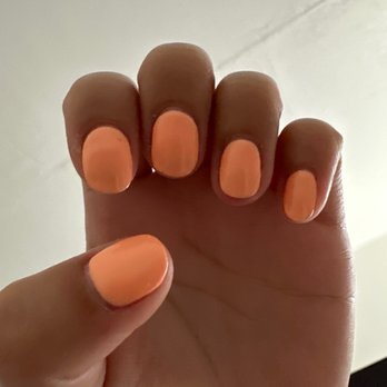 Nail Tech - By Laura - Nail Salons Near Me - Daly City, California