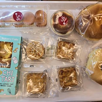85°C Bakery Cafe-Balboa Mesa - The mini haul! - Coffee & Tea Near Me - San Diego, California