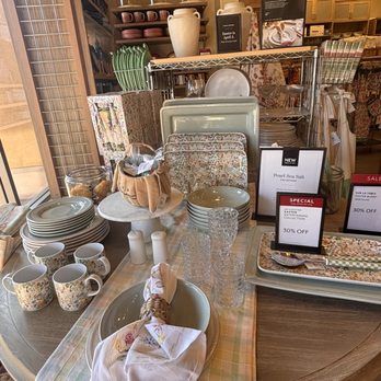 Sur La Table - Kitchen & Bath Near Me - Roseville, California Sur La Table - Kitchen & Bath Near Me - Roseville, California