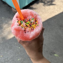 Tropical Moose Shaved Ice - Pink lemonade with nerd!