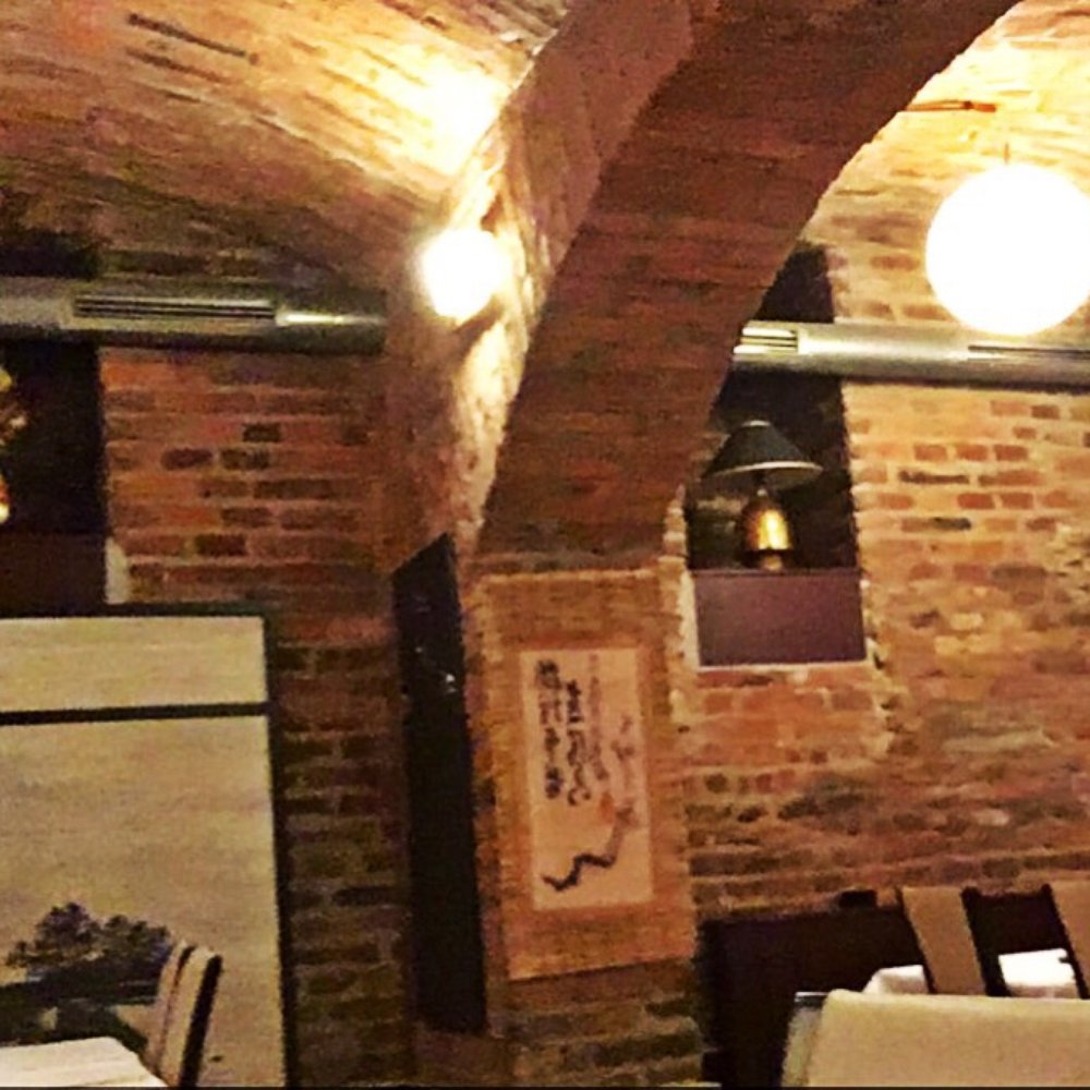 Genji - Interior - Sushi Bars Near Me - Kraków, Massachusetts Genji - Interior - Sushi Bars Near Me - Kraków, Massachusetts