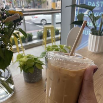Noe Cafe - Iced oat latte - Cafes Near Me - San Francisco, California Noe Cafe - Iced oat latte - Cafes Near Me - San Francisco, California