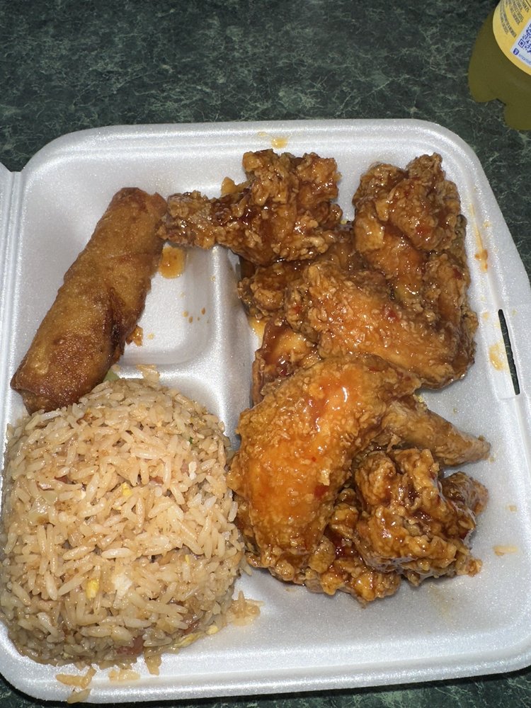WESTLAKE WINGS & CHINESE FOOD 25 Reviews 835 McKinley St, Westlake