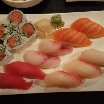 Sakura Japanese Restaurant - Deluxe Sushi dinner (comes with miso soup and salad) - Japanese Near Me - Waltham, Massachusetts Sakura Japanese Restaurant - Deluxe Sushi dinner (comes with miso soup and salad) - Japanese Near Me - Waltham, Massachusetts
