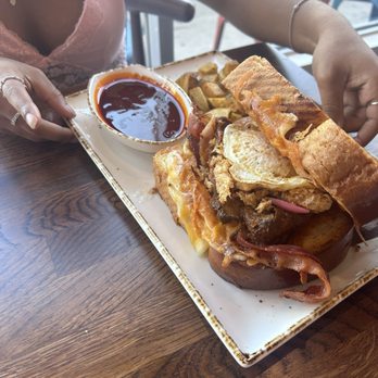 Madres Brunch - The One (breakfast sandwich) - Breakfast & Brunch Near Me - Long Beach, California Madres Brunch - The One (breakfast sandwich) - Breakfast & Brunch Near Me - Long Beach, California